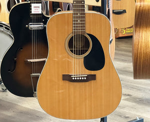 Blueridge BR-60 Contemporary Series Dreadnought Acoustic Guitar in Natural w/ Hardshell Case