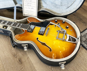 Eastman T486B-GB Semi-Hollow Electric Guitar in Gold Burst w/ Case