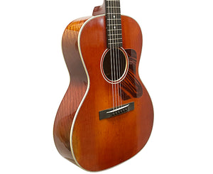 Eastman E10OOSS/V Solid Adirondack Spruce OO Acoustic Guitar in Antique Varnish w/ Hardshell Case