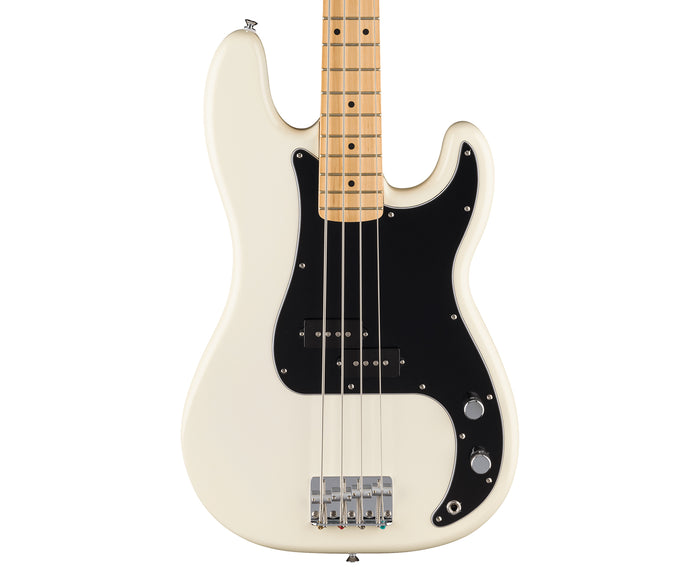Fender Standard Precision Bass in White