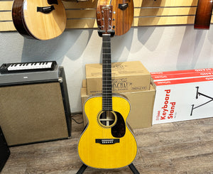 Martin 000-28EC Eric Clapton Signature Acoustic Guitar w/ Case