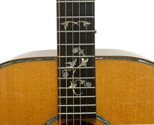 Taylor 910 Dreadnought Acoustic-Electric Guitar in Natural 1996