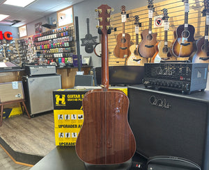 Taylor 910 Dreadnought Acoustic-Electric Guitar in Natural 1996