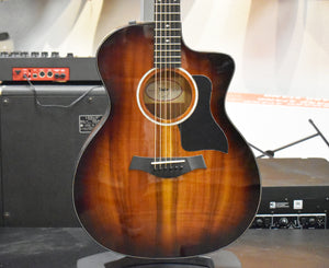 Taylor Guitars 224ce-K DLX Koa Grand Auditorium Acoustic-Electric Guitar