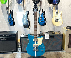 Yamaha Revstar Element RSE20 Electric Guitar in Swift Blue