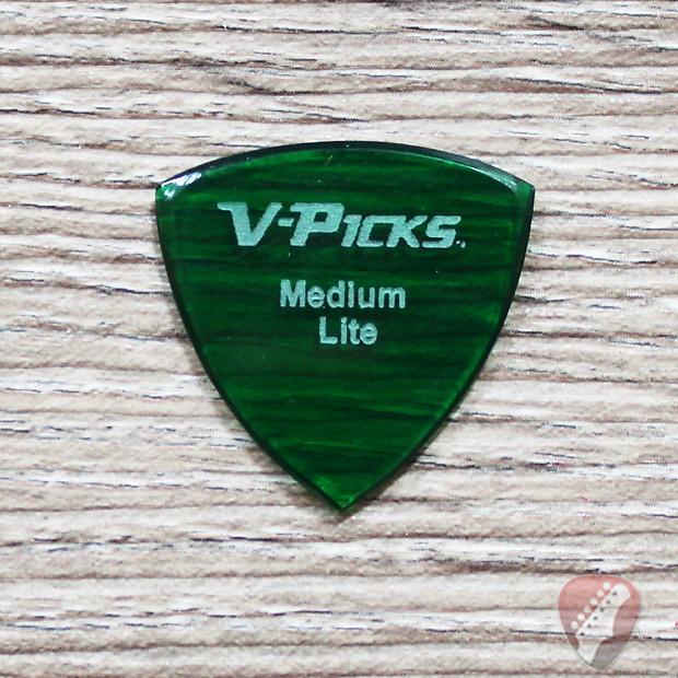 V-Picks Emerald Green Medium Lite Pointed 1.5mm Emerald Green